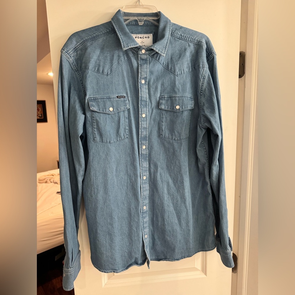Poncho Outfitters Men’s XL Slim - Pearl Snaps